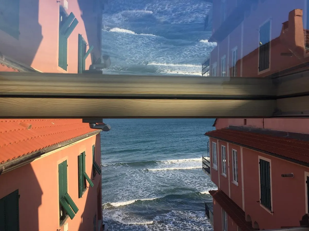 Attico Fronte Mare Alassio Italien